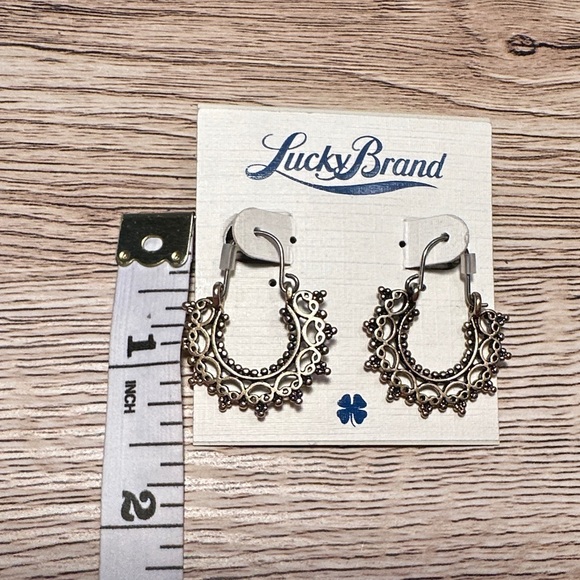 NWT. Lucky Brand Gold-Tone Filigree Textured Hoop Earrings - Picture 3 of 3